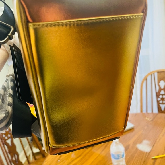 NWT Loungefly Gold and Brown Wall-E Backpack - Picture 6 of 6